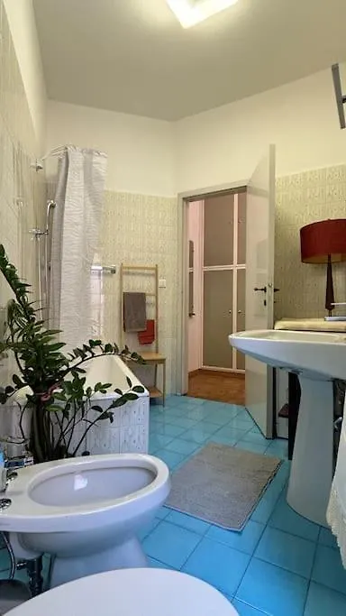Giallo Lame Apartment Bologna Italy